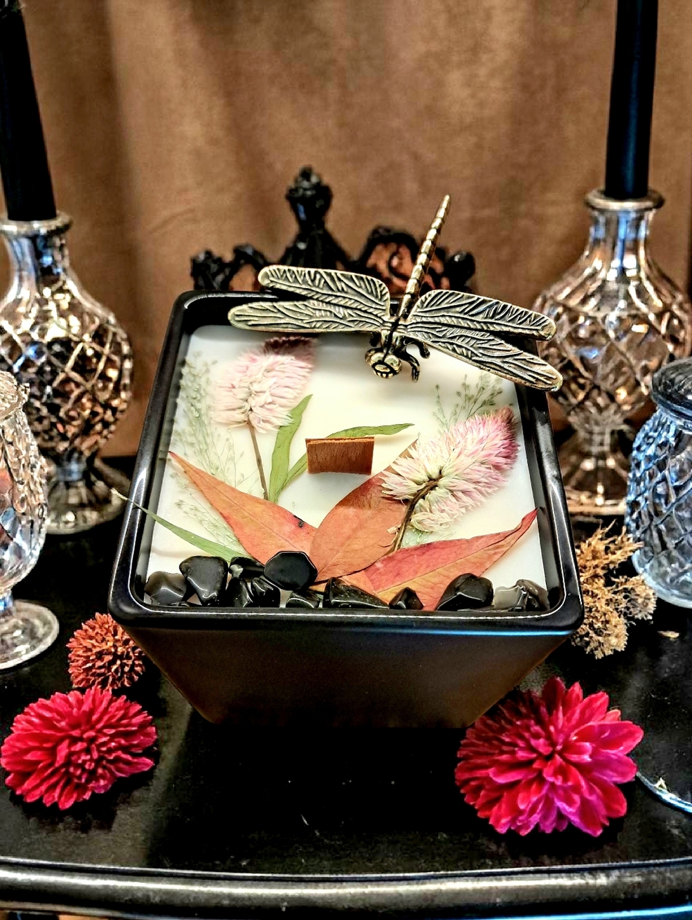 Hand Crafted , Wicked Worthy Wax, Spring visitor 9 oz candle - Picture 2 of 4